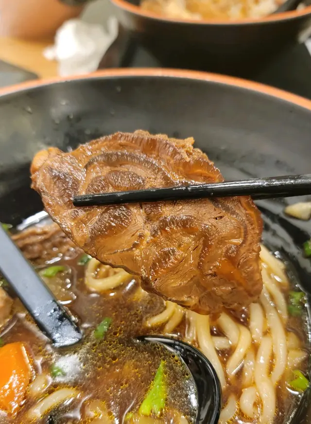 牛𦟌是三寶中最好味的,滷得入味☺️口感淋身有膠質