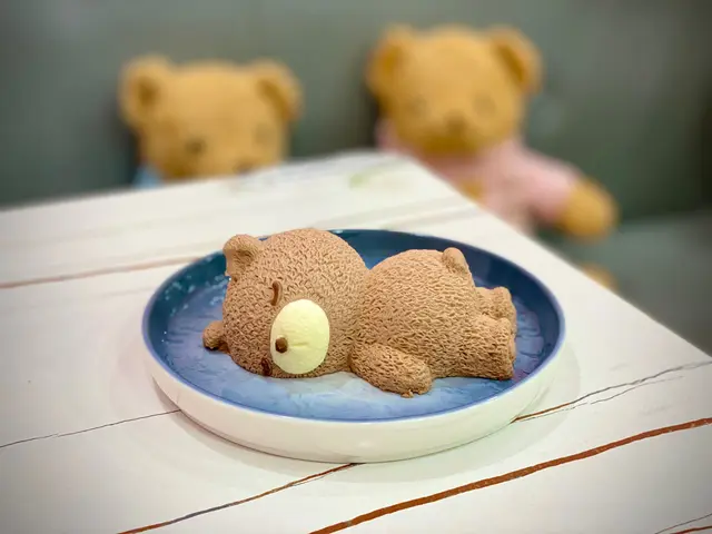 芝士慕絲熊仔蛋糕