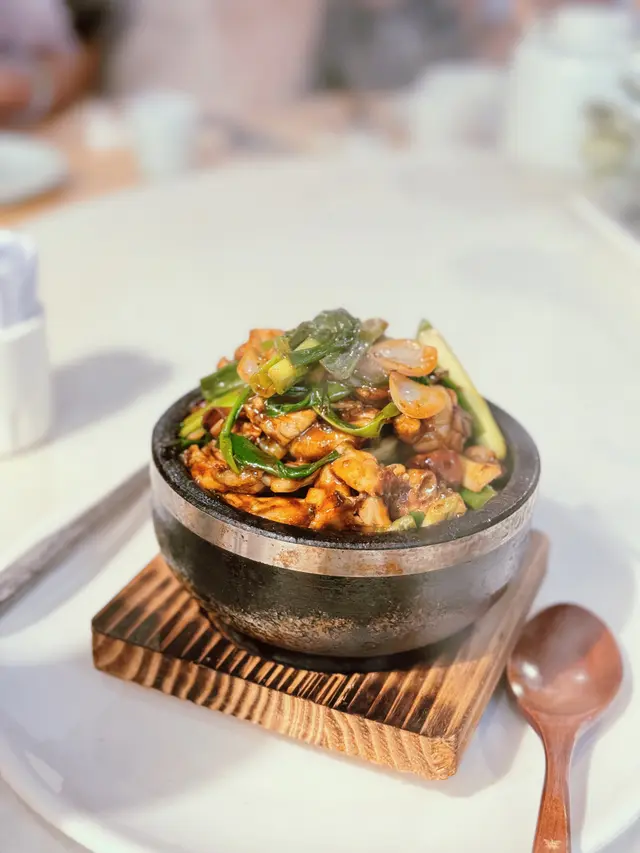 川蜀味王時令田雞煲