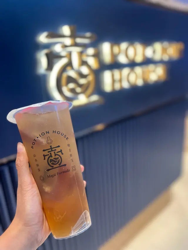 金吉檸檬金萱 (追加 茉莉綠茶凍 同 桃花紅茶凍)