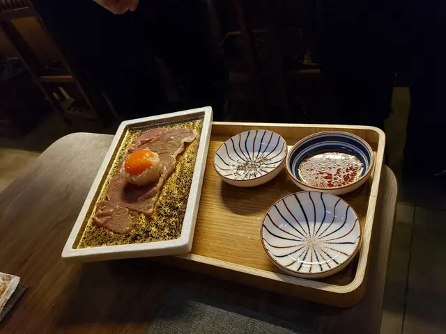 月見薄燒宮崎和牛飯