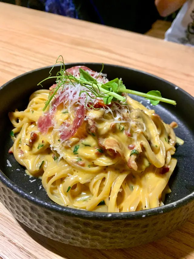 巴馬火腿x卡邦尼扁意粉 