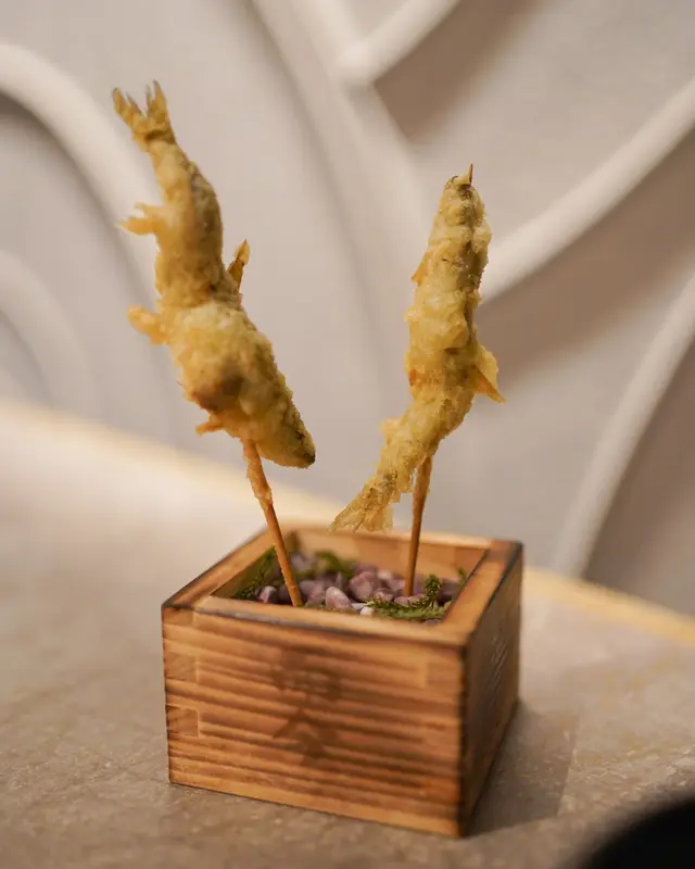 公魚天婦羅配鬼ひも川烏冬 - 公魚天婦羅