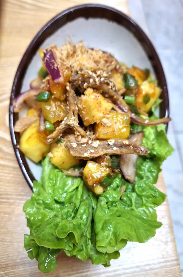 泰式金鑽鮮菠蘿沙律