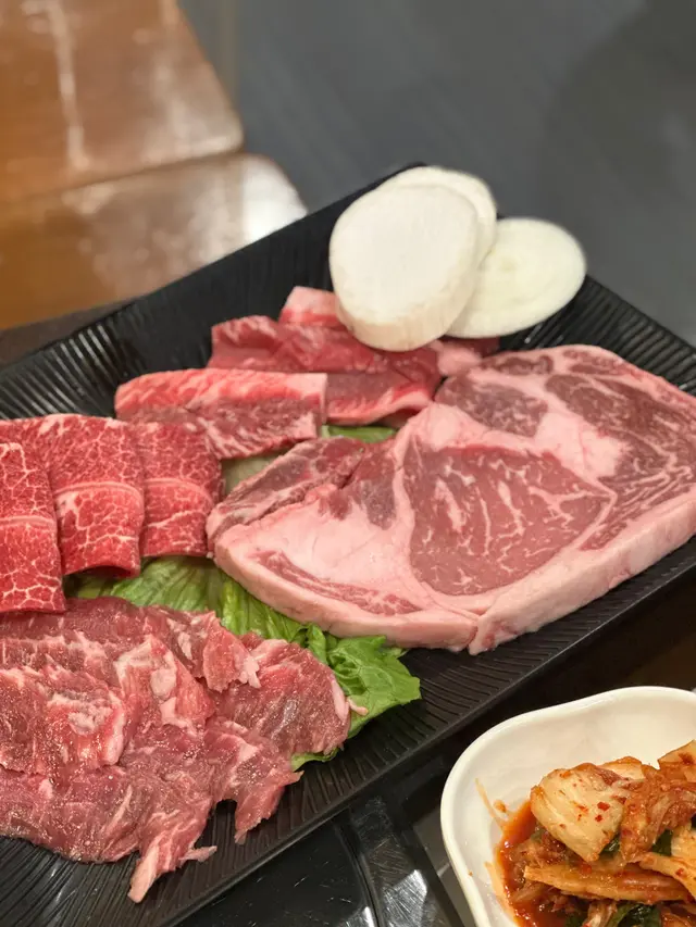 牛肉拼盤