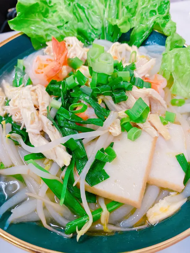 怡保雞絲老鼠粉