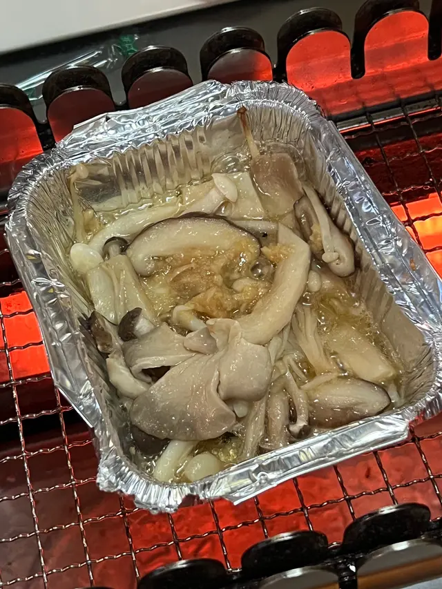 哈哈😆是牛油🧈人的天堂 每口都是牛油🧈香
而且一盤量好大 一直吃都吃不完一樣～