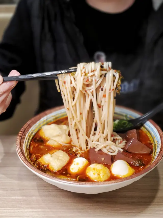 金牌小鍋湯米線