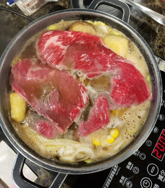 澳洲M7和牛
Prime牛板腱
安格斯牛肩胛
一級肥牛
澳洲和牛金錢展
牛腩片
鮮牛肉