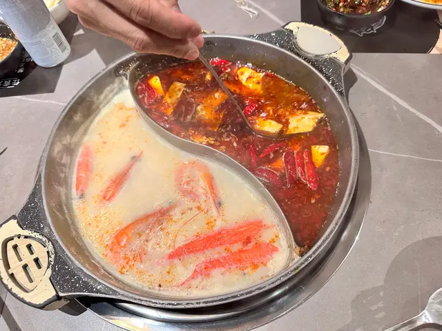 如非可以抵得住寒冷溫度,請勿坐下層。着羽絨仍抵不住。