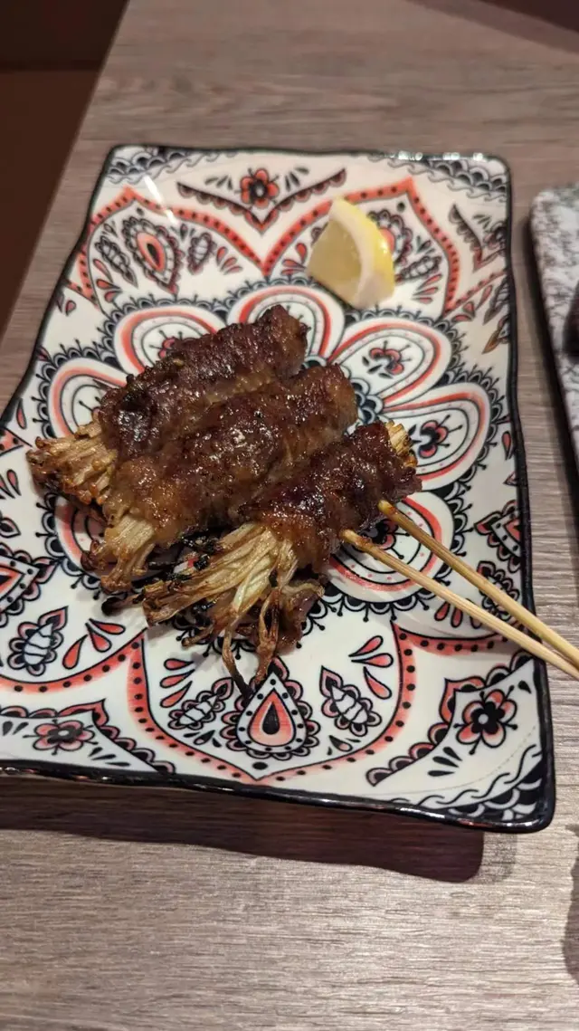牛肉金針菇卷串