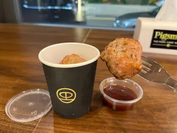 手打豬肉丸