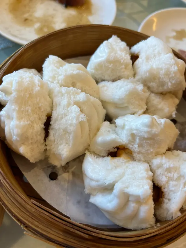 叉燒肉不柴不肥,包鬆軟,軟熟