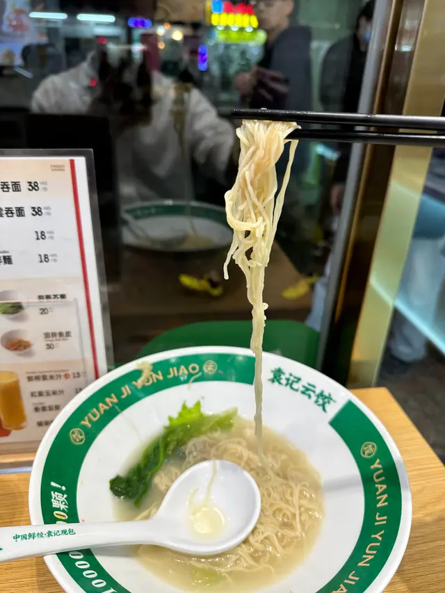 煮既都唔熟 廚房佬有心做嘢