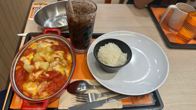 焗豬扒加凍可樂加大