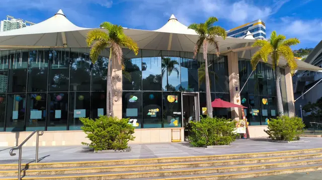 門面幾有特色. 好似置身隱世花園