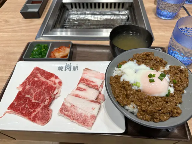 「安格斯」牛肩胛、牛小排set  200g+$28升級和牛肉燥飯