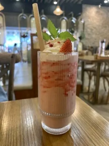 Strawberry Avocado Smoothie