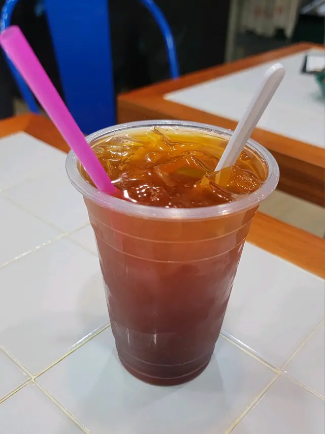 茶底比較濃😀清徹一點比較好