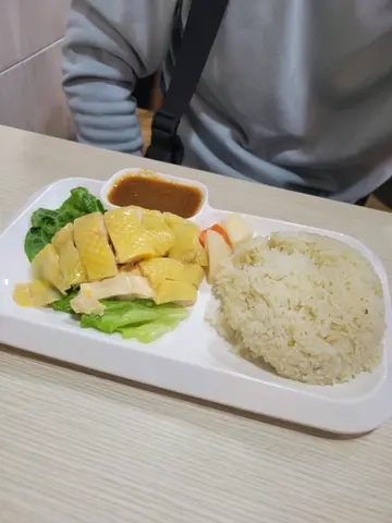 無骨海南雞飯