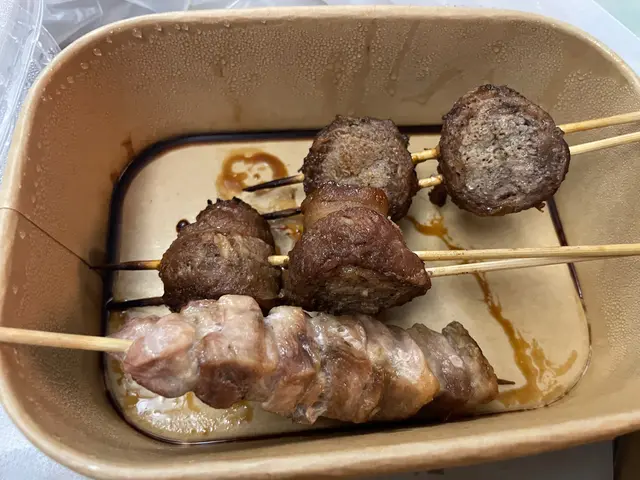金菇肥牛卷,雞髀肉
