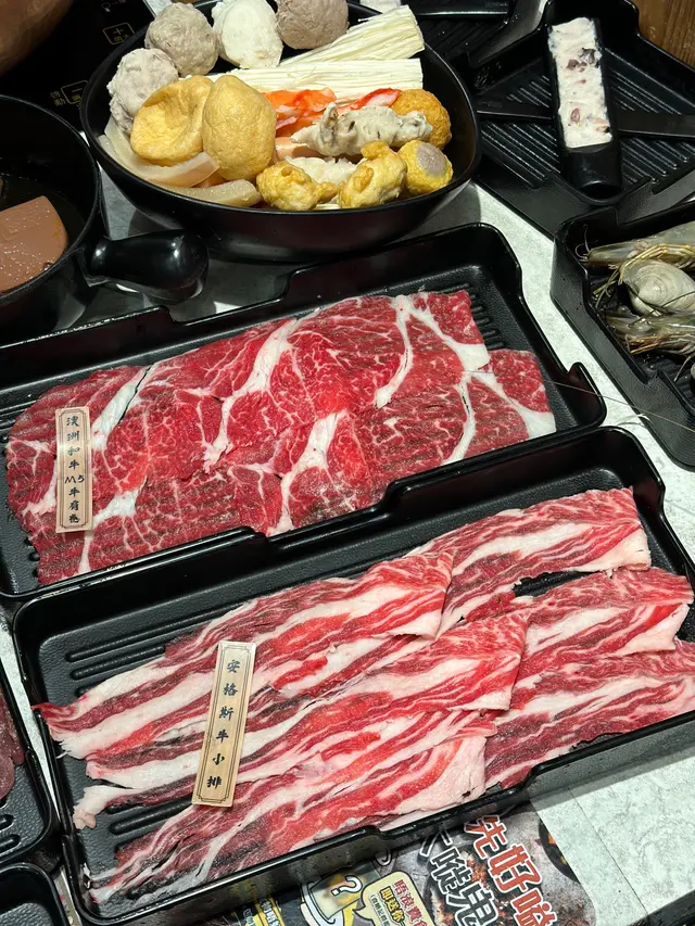 安格斯牛小排、澳洲和牛M5牛肩卷