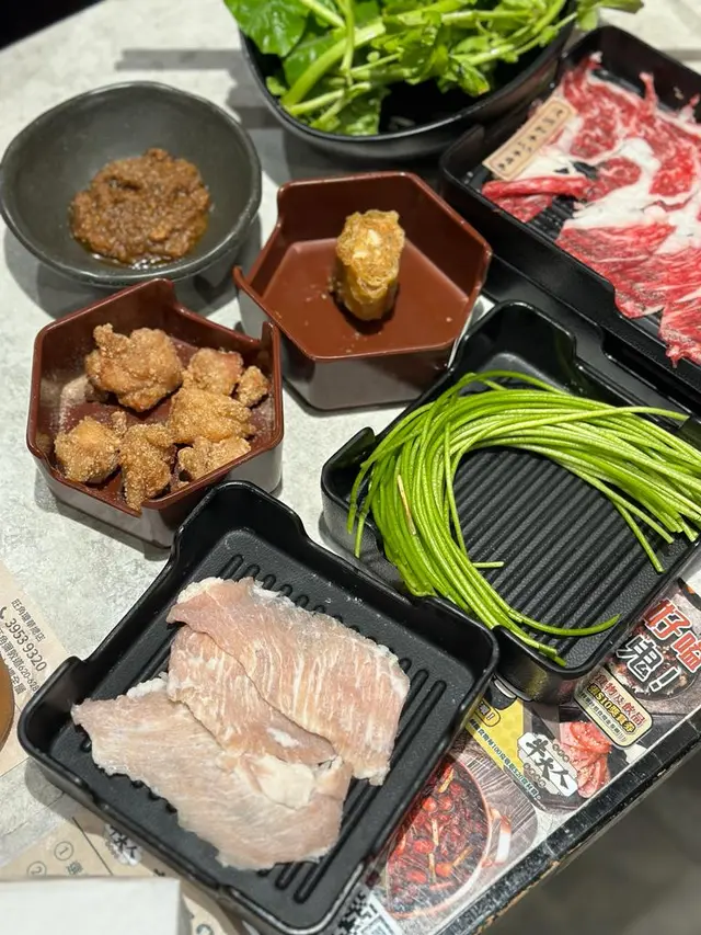 水蓮、豬雪花片