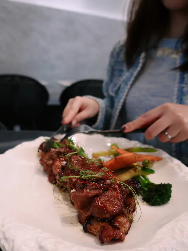 西班牙伊利比亞穀飼黑毛豬叉燒