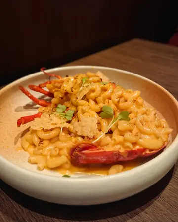焗龍蝦芝士通心粉