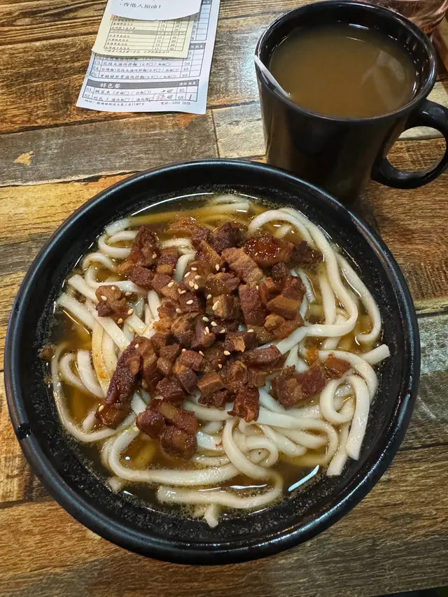 滷肉麵