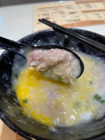 窩蛋碎牛粥