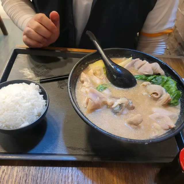 豬肚鮮雞龍躉龍蝦湯泡飯