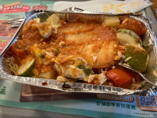為食得濟, 我挑走左面層既芝士先記得影相😂😂