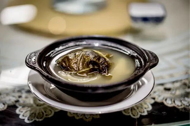 手工金勾荷包鱔