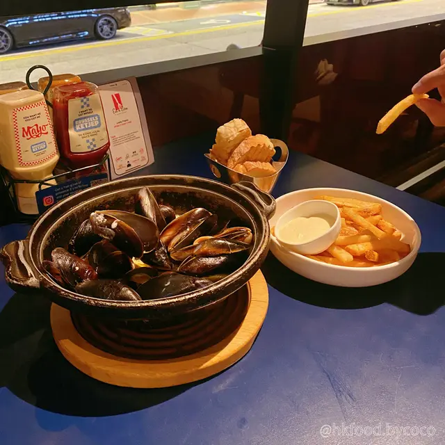 Moules Marinières