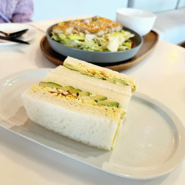 Avocado Egg Sando