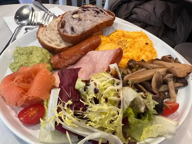 All  day  breakfast
