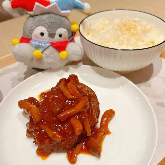 自家製野菌醬燒和牛漢堡扒配田牧越光米