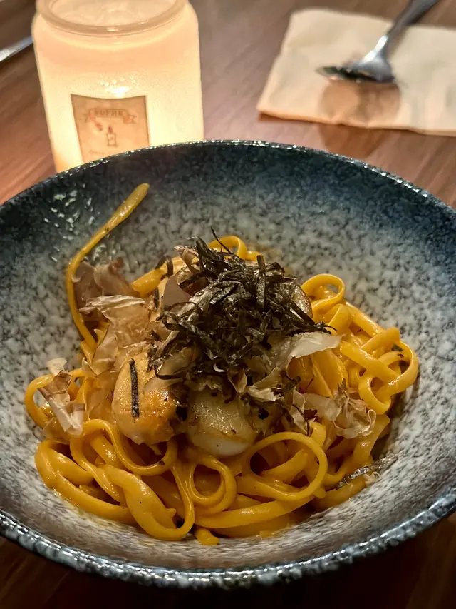 北海道帆立貝海膽醬扁意粉
