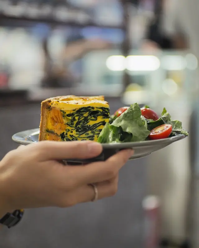 奶酪鮭魚菠菜鹹批