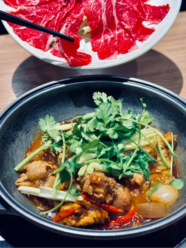 麻辣雞煲