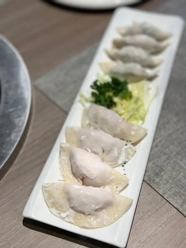 韭菜餃及蟹肉餃