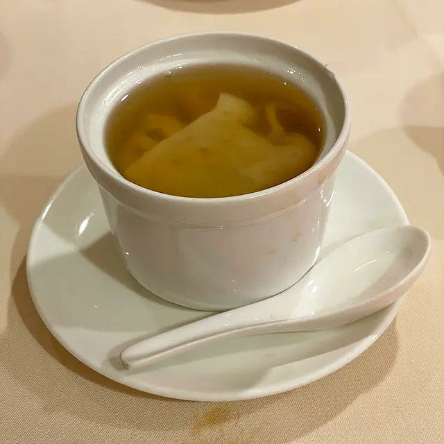 原盅花膠螺頭湯