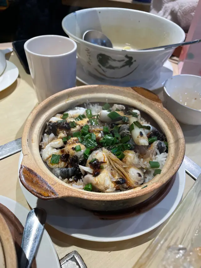 鱔魚煲仔飯