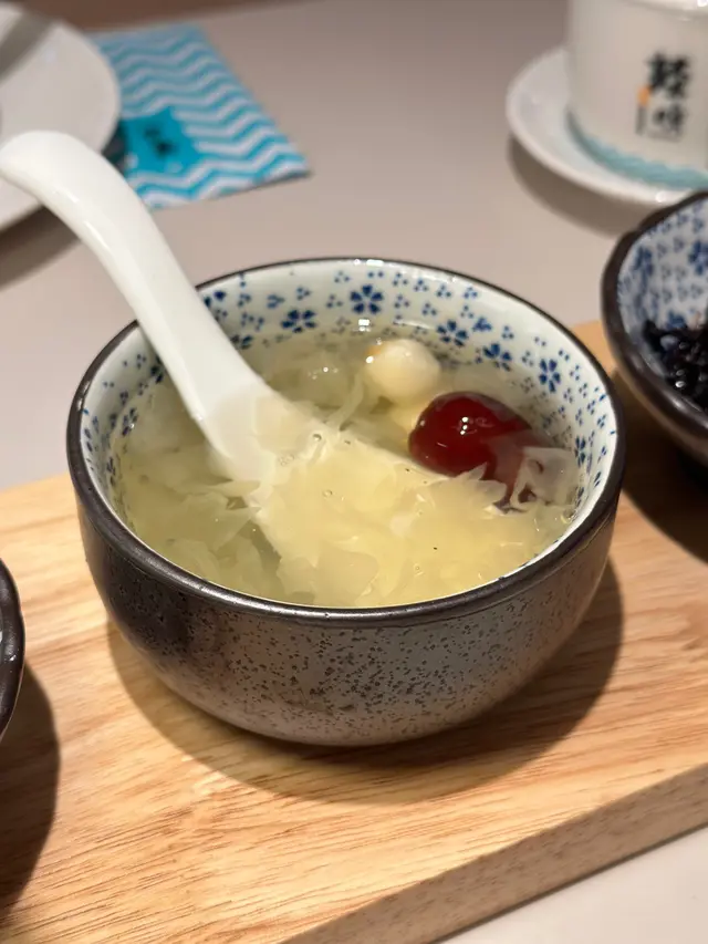 紅棗蓮子雲耳湯