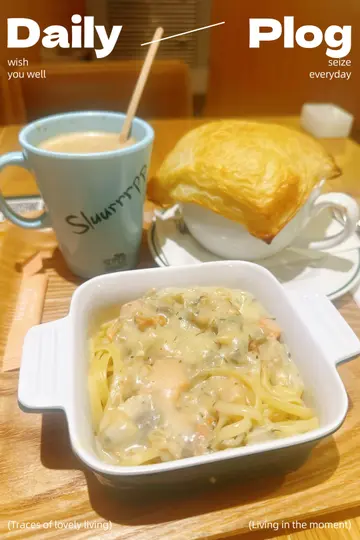 酥皮磨菇汤+忌廉三文鱼扁意粉+优质咖啡