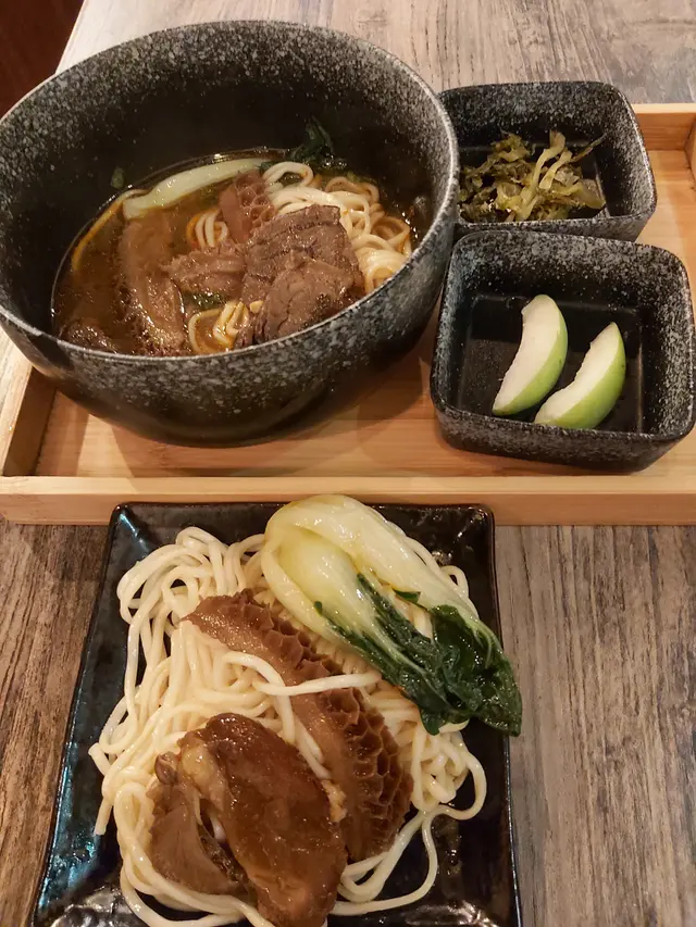 紅燒牛肉麵套餐