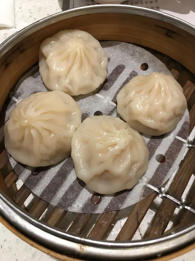 小籠包 (4隻)