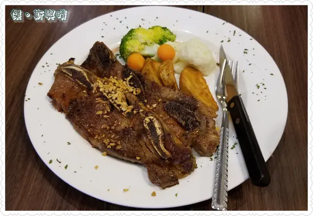 燒牛肋骨