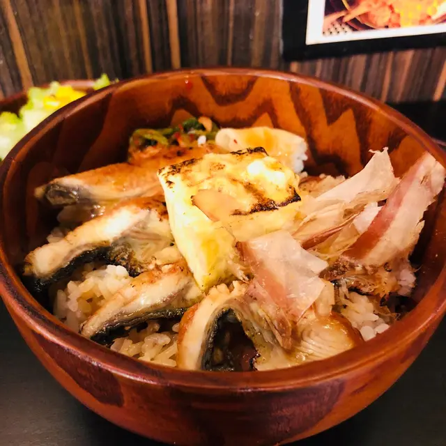鰻魚玉子丼